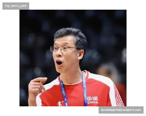 NCAA冠军教练在年度研讨会上分享：混合防守潮流对大学招募的影响